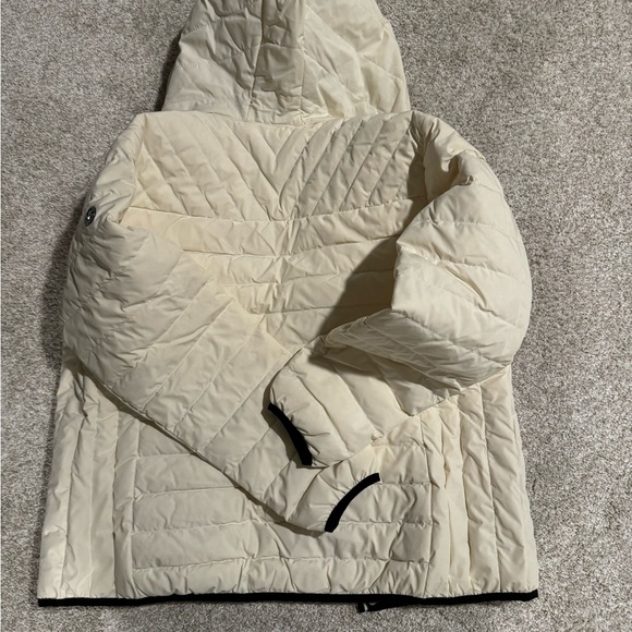 NWT Michael Kors Down Fill Puffer Jacket- L - Picture 3 of 4